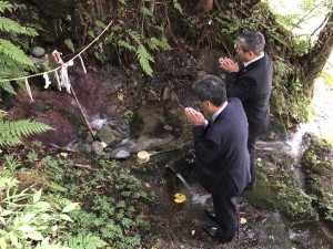 食行身祿さまの産湯の清水井